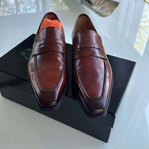 Mens 9.5 Italian shoe in brown